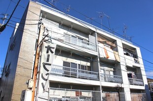 高田マンションの物件外観写真